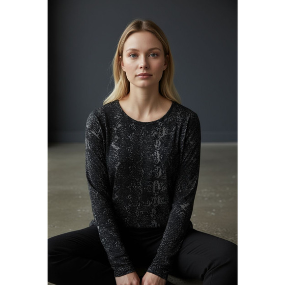 NWT Obey No 89 Sidewinder Long Sleeve Top Black Burnout Textured USA Made Size M - Picture 3 of 10